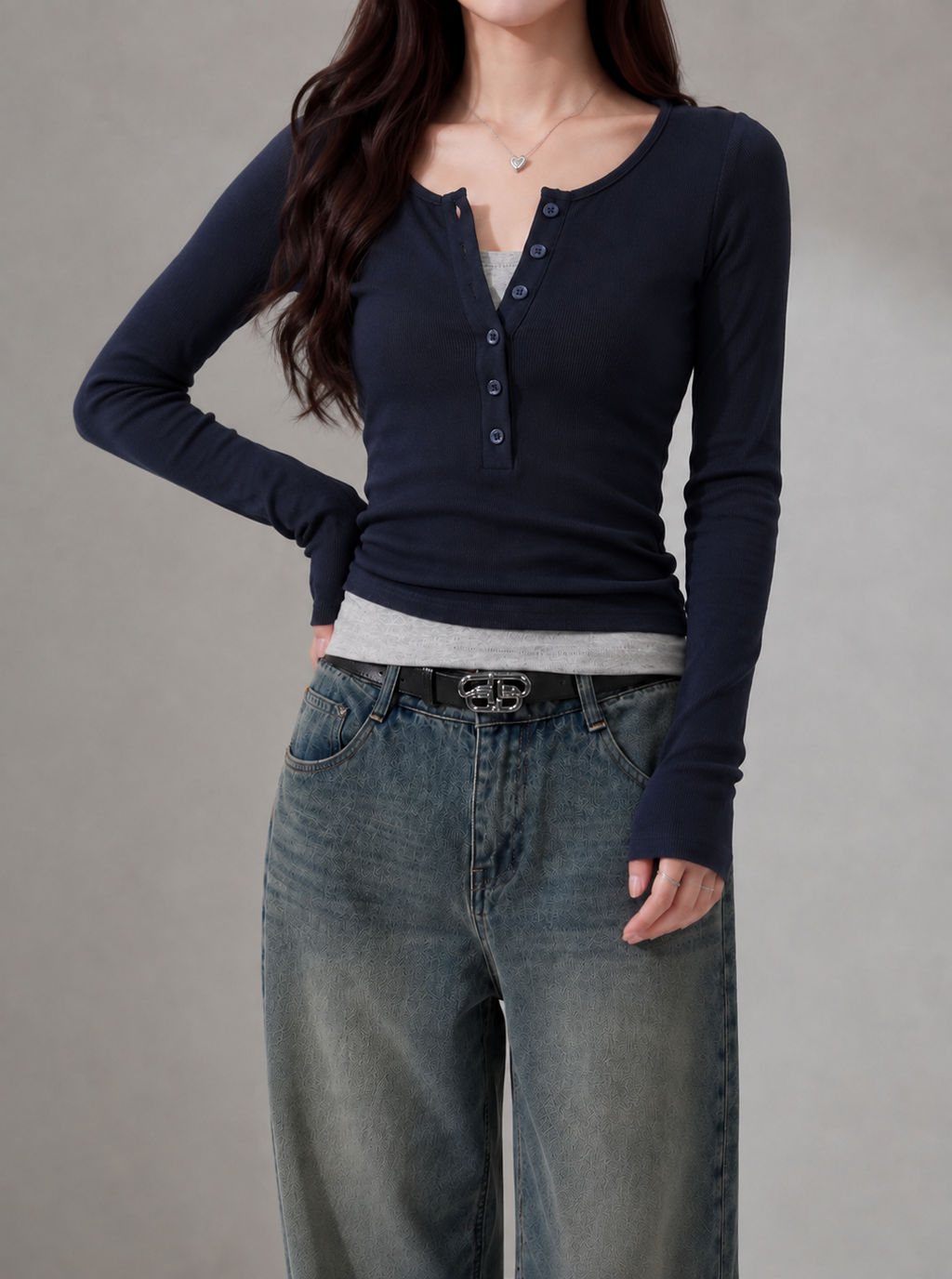 スリムヘンリーネックロングTシャツ