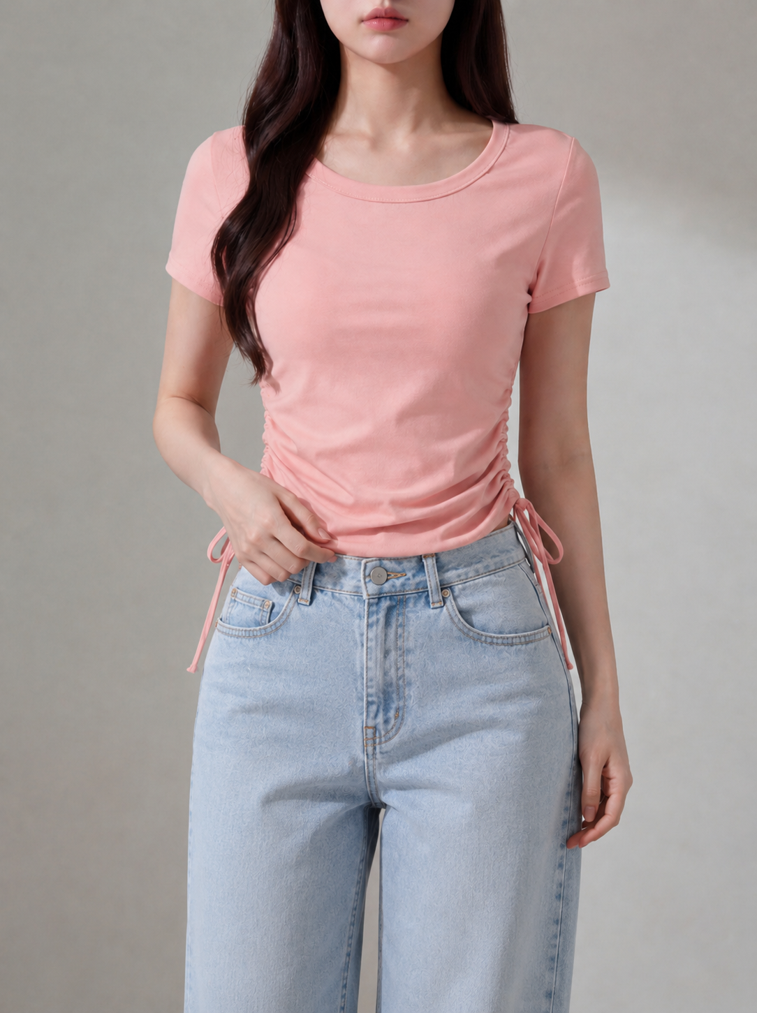 ラウンドネックサイドギャザーTシャツ