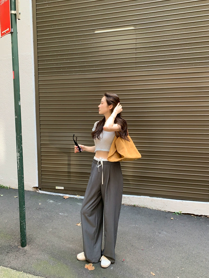 ストライプストレートスラックス