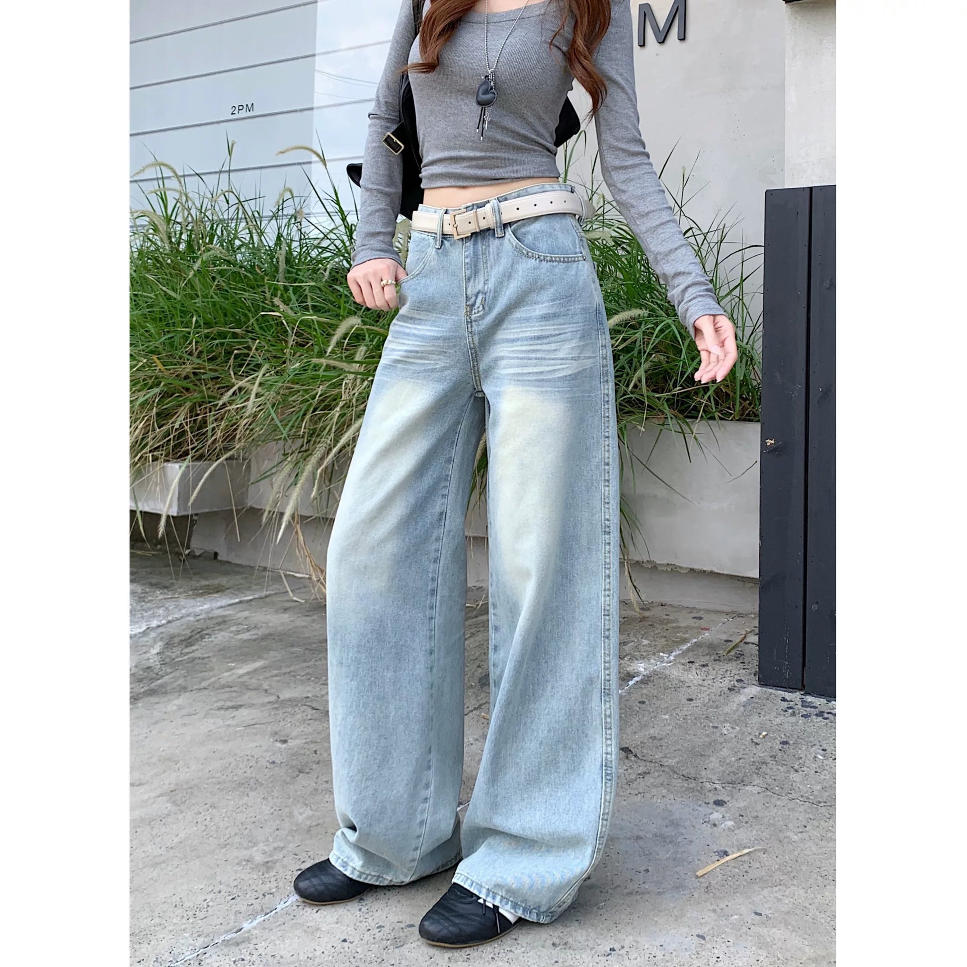 バックロゴワイドレッグパンツ