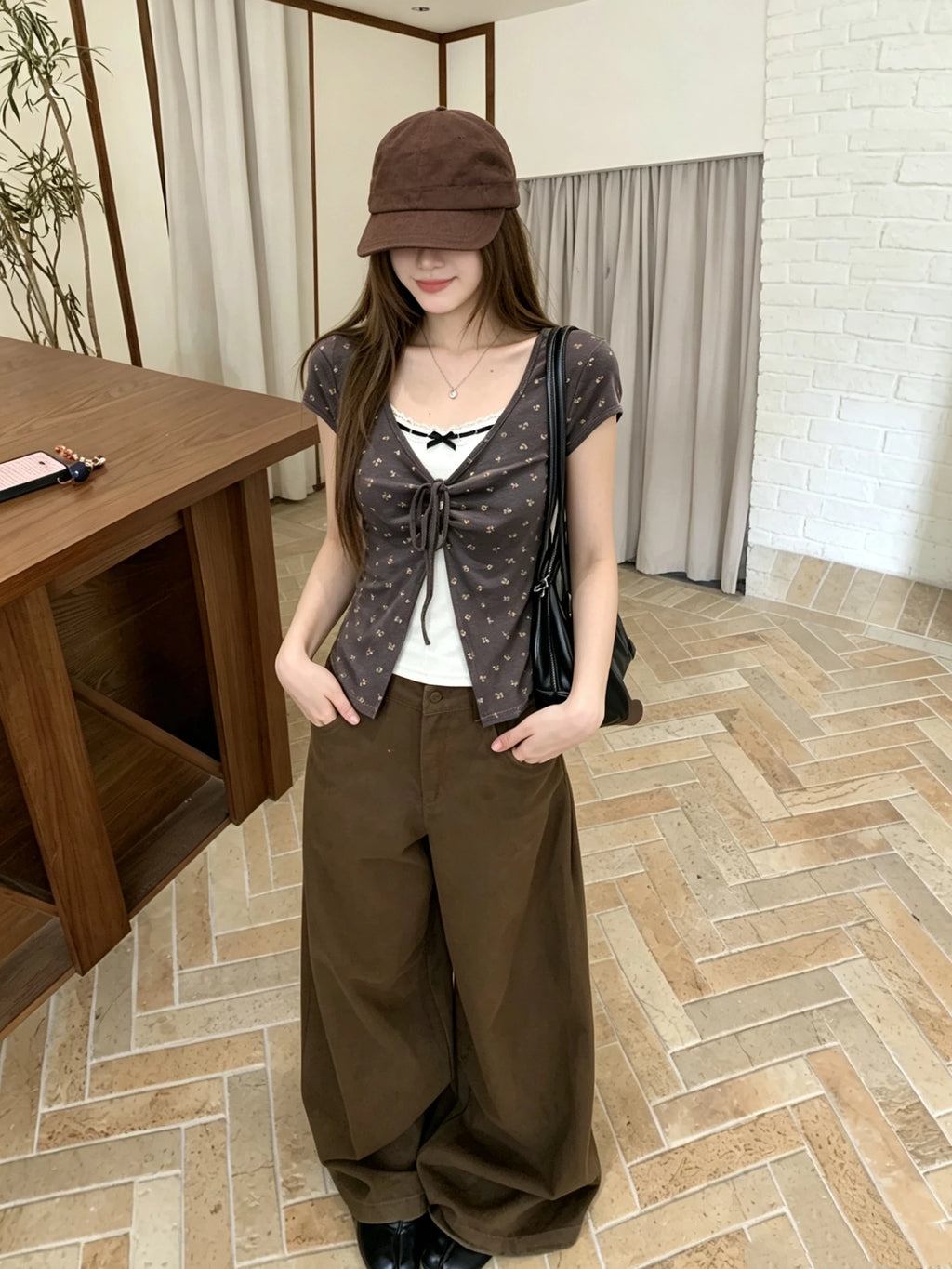 フェイクツーピースレースアップTシャツ