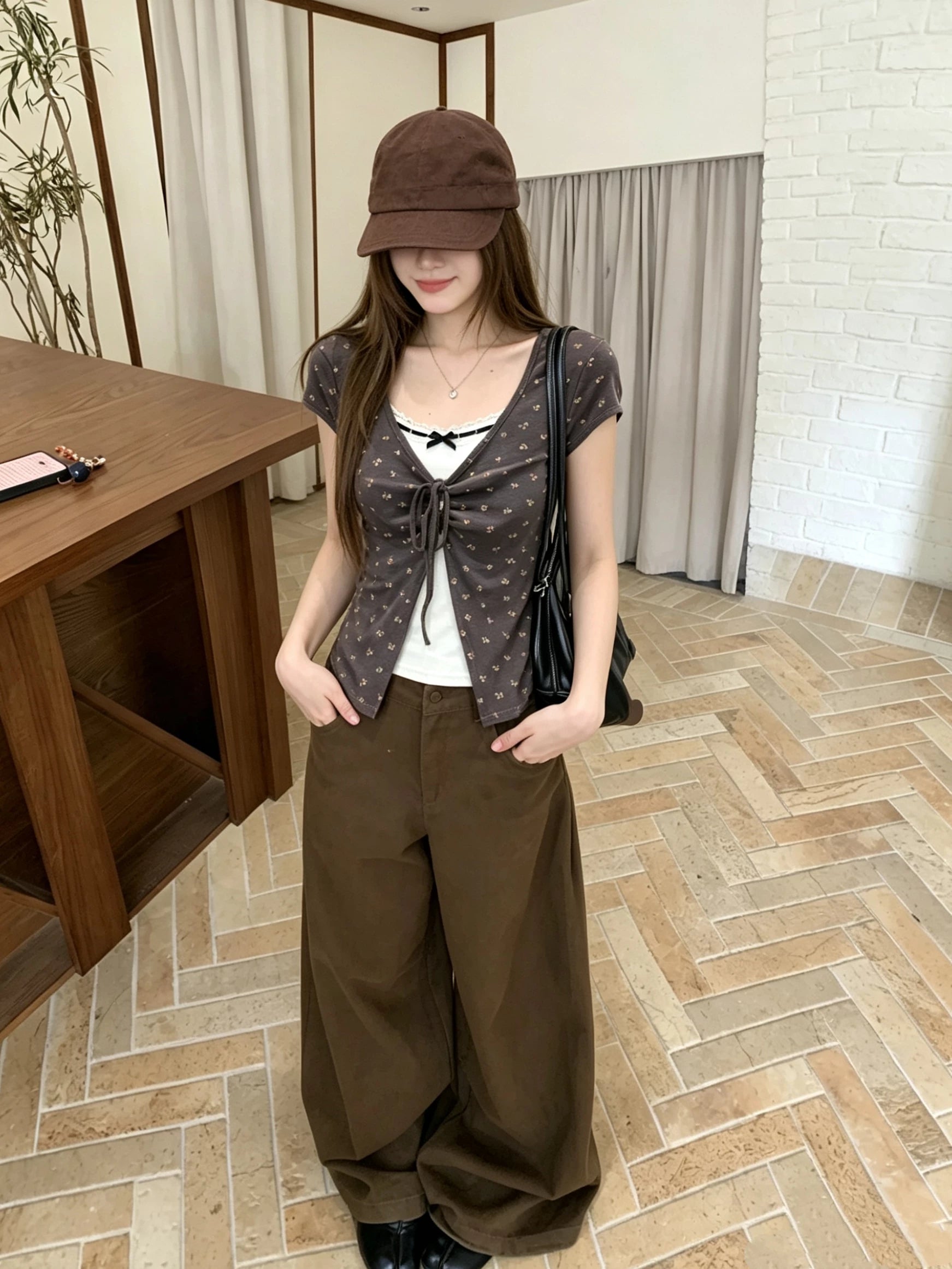 フェイクツーピースレースアップTシャツ