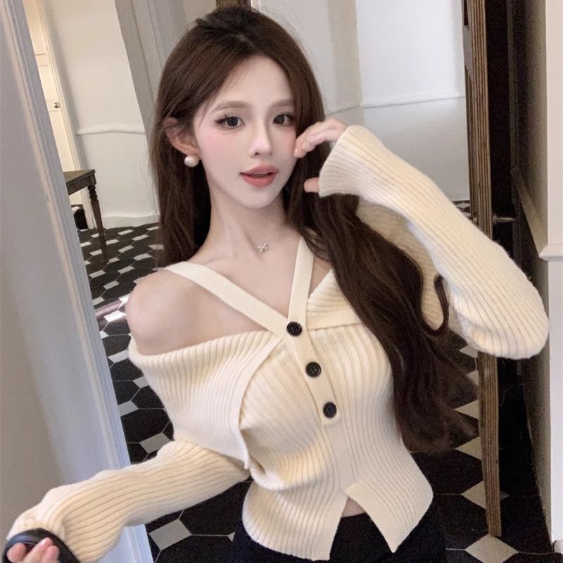 クロスストラップオフショルリブニット