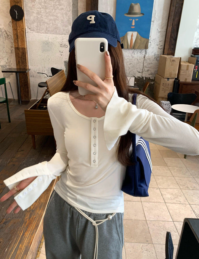 ハーフボタンラウンドネックロングTシャツ
