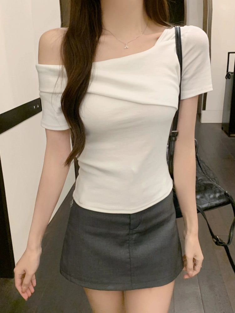 アシンメトリーショルダーリブトップス – SUTORE