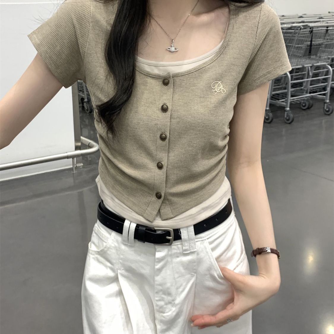 ナチュラルムードリブTシャツ