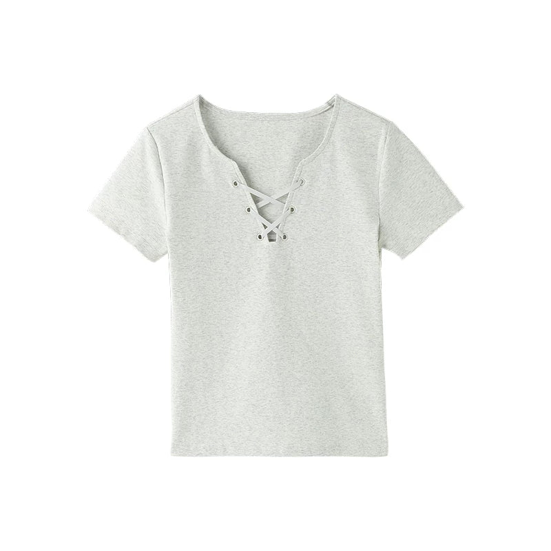 VネックストラップデザインTシャツ