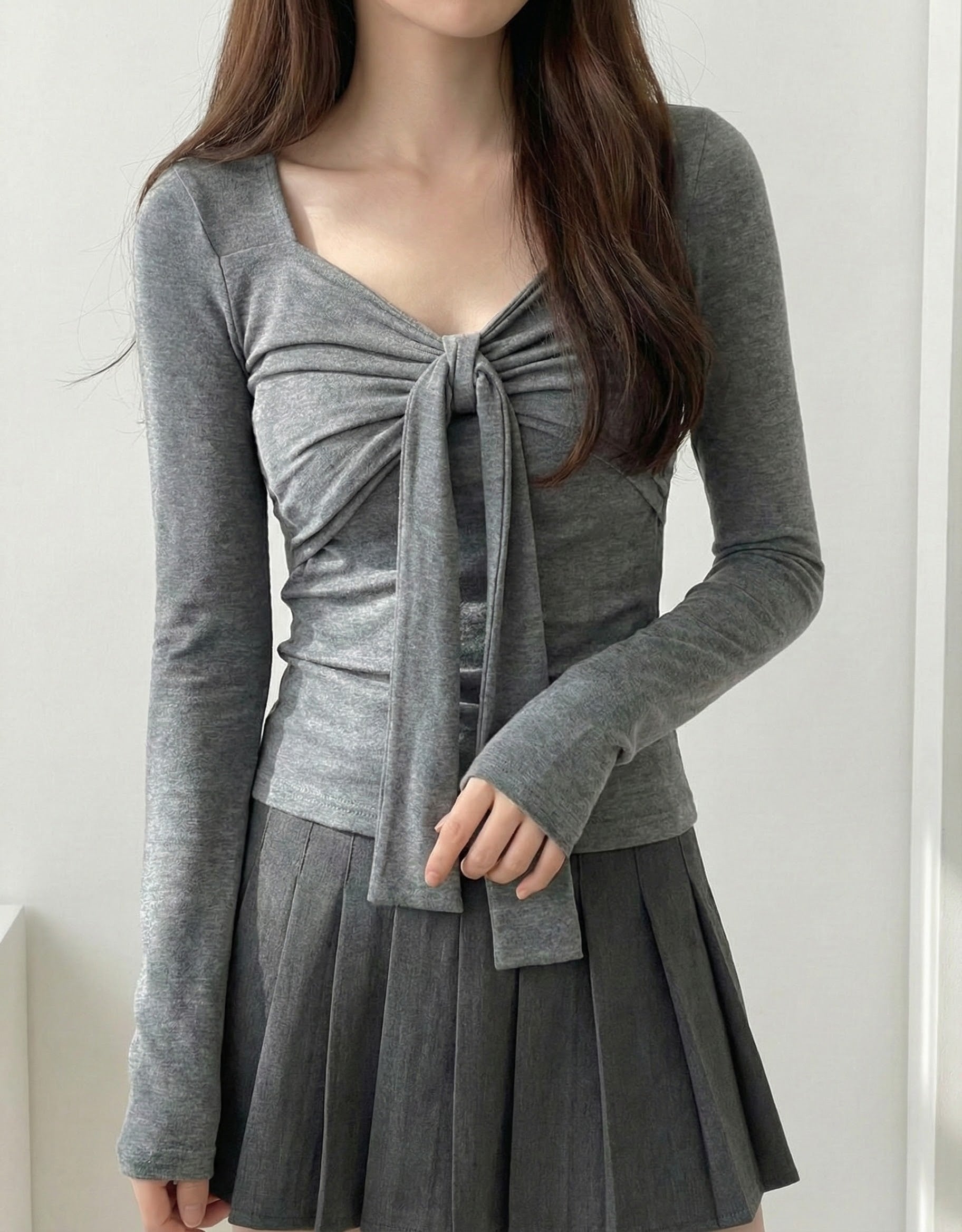 リボンVネックスリムリブトップス